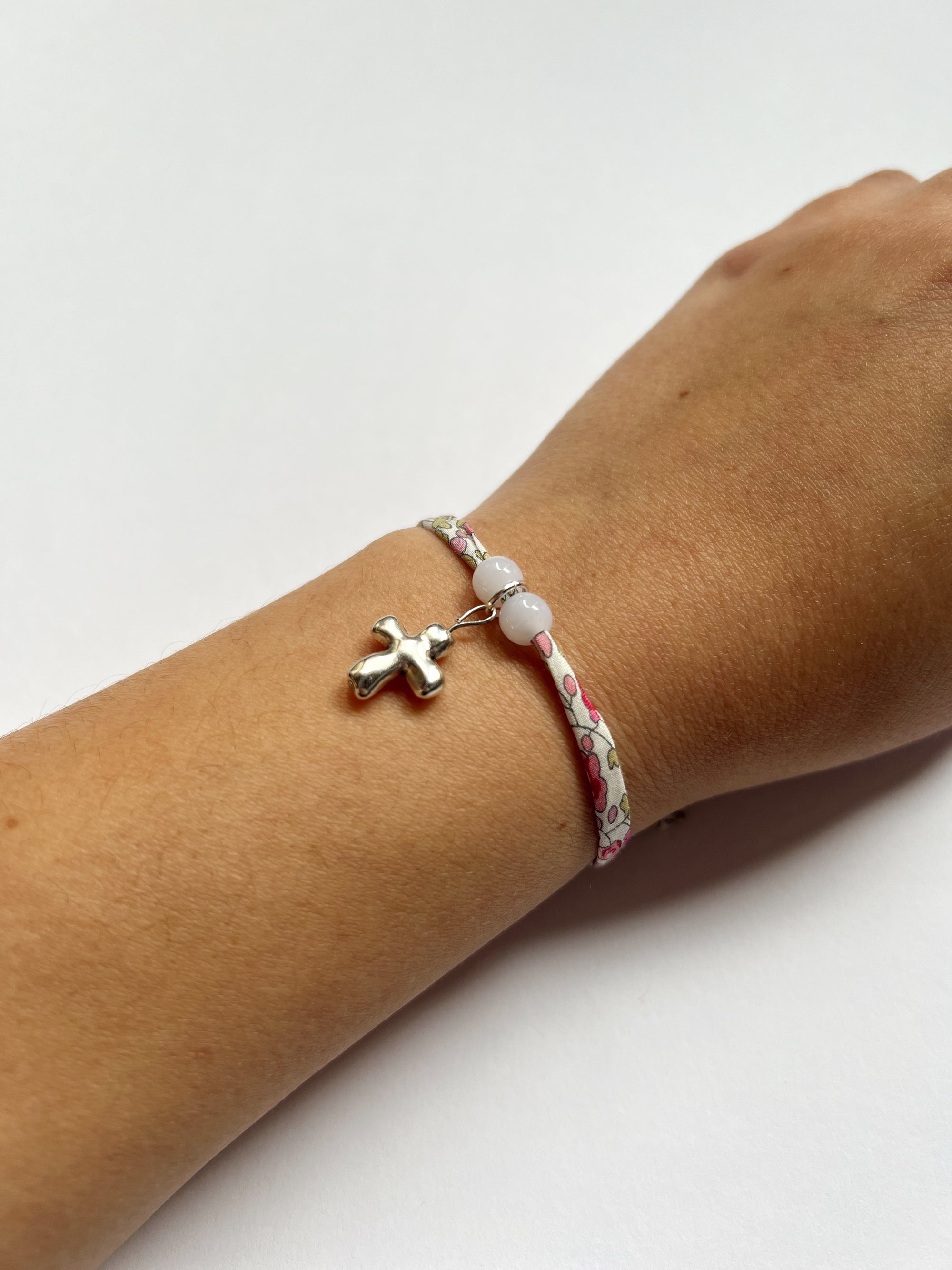 Pulsera Cruz de Primavera (rosa)