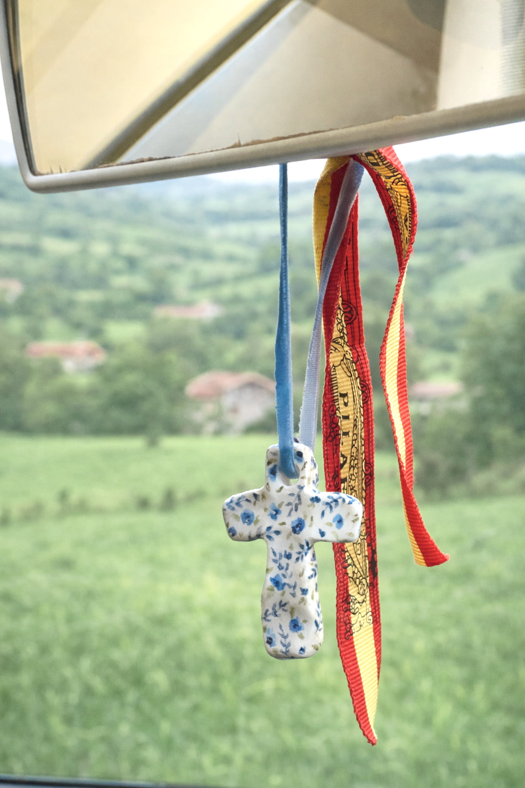 Cruces Pequeñas